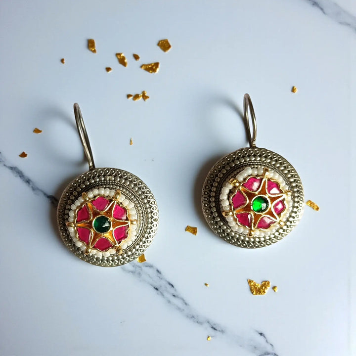 Telanaari Elegant Madhura Dual Tone Fushion Pachi Kundan Silver Plated Earrings