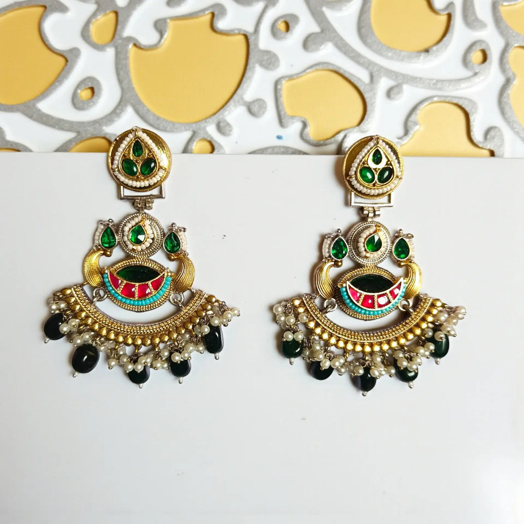 Telanaari Elegant Meera Dual Tone Fushion Pachi Kundan Silver Plated Earrings