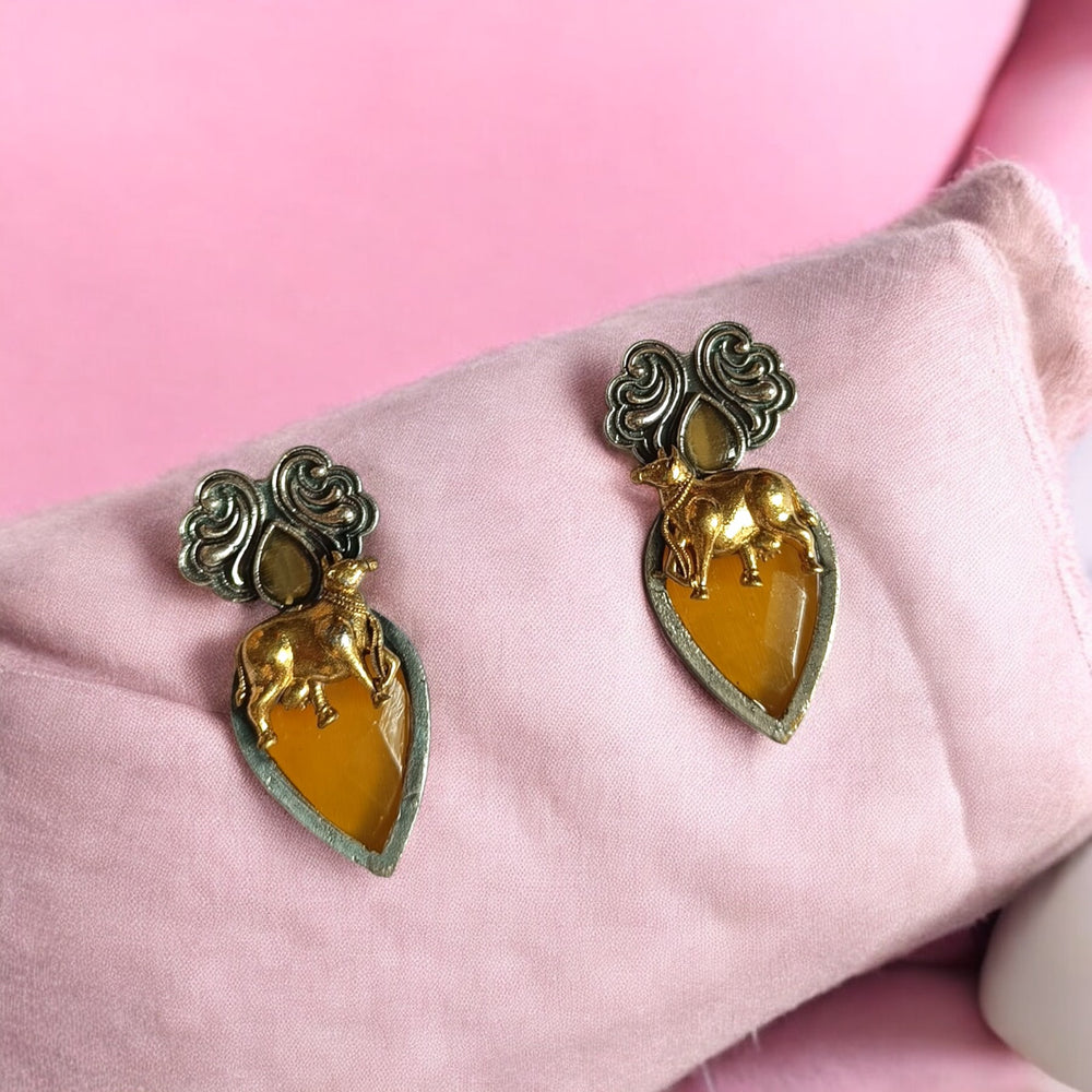 Classic Elegant Komal Silver Oxidised Necklace Set Yellow Blue - TelaNaari