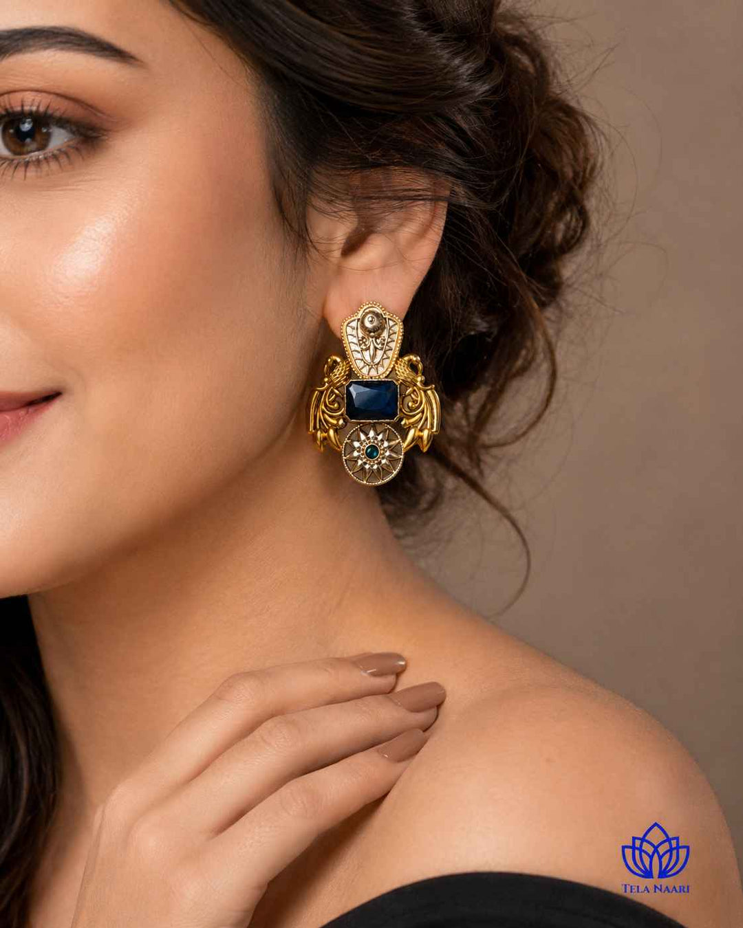 Nilofer Blue Dual Tone Earrings