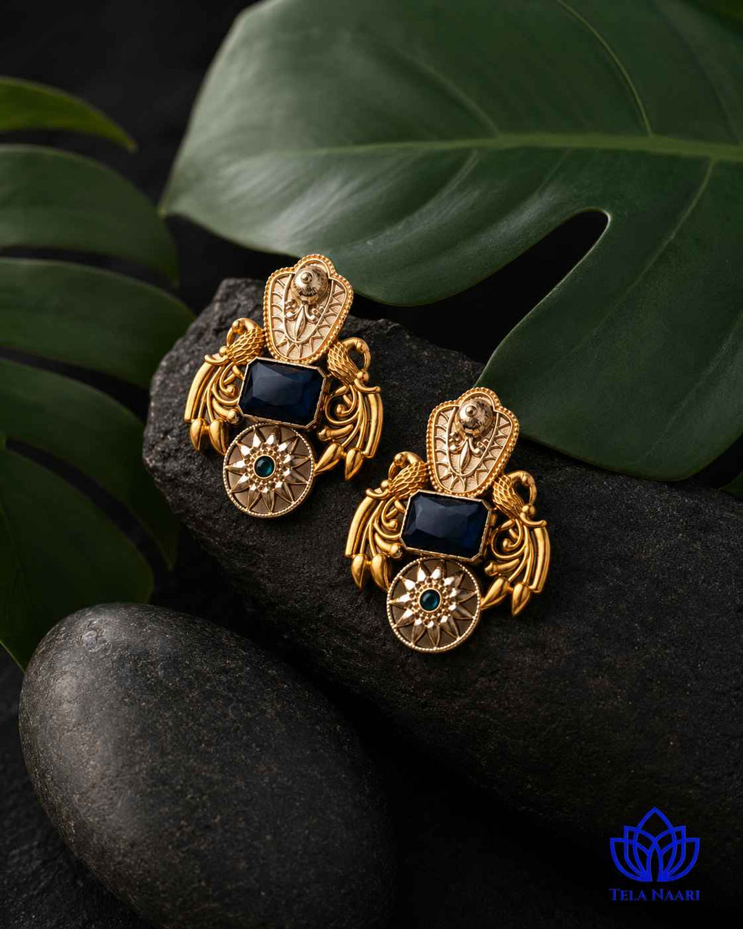 Nilofer Blue Dual Tone Earrings