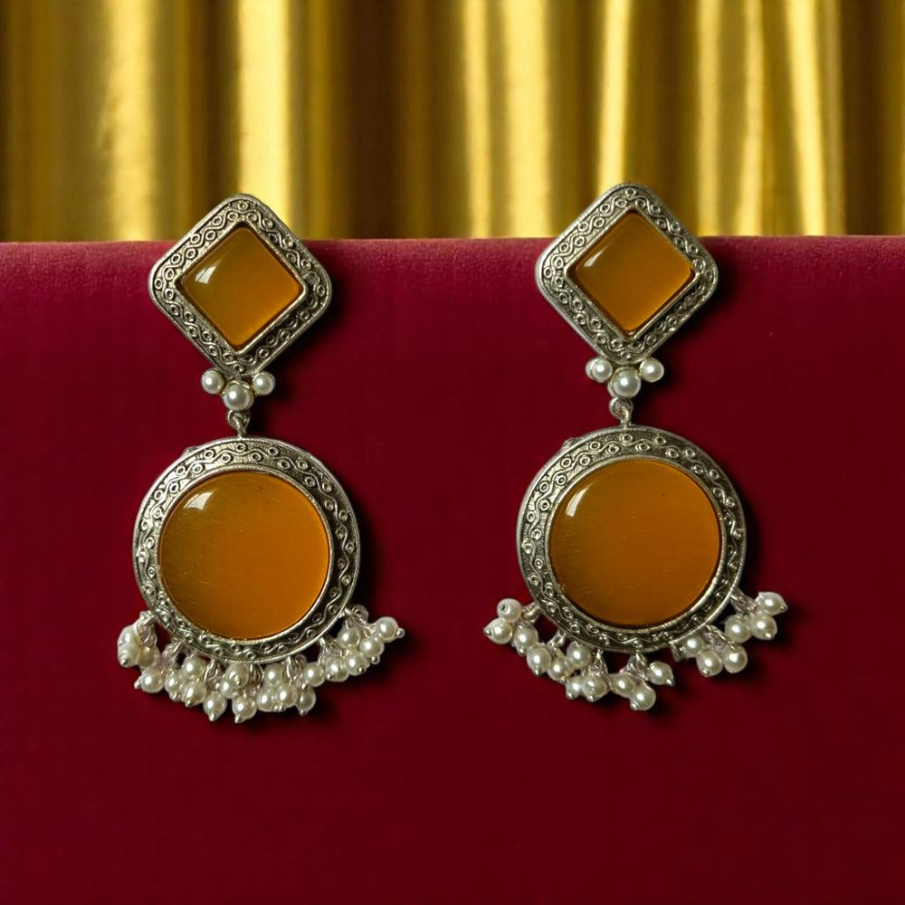 Silver Look Alike Earrings Hamiya - TelaNaari