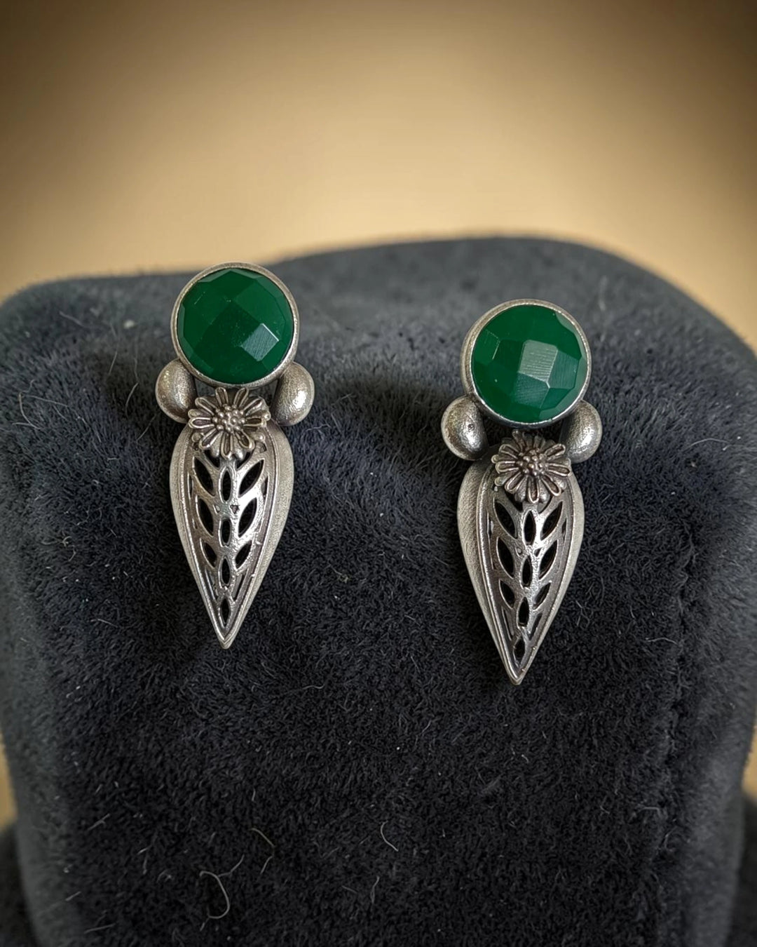 Emerald Green & Silver Oxidized Teardrop Stud Earrings Adinah
