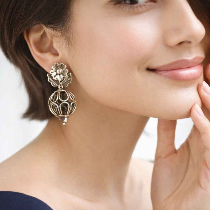 Avisa Classic Antique Silver-Plated Earrings