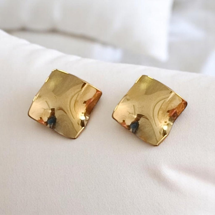 Tela Naari Anti-Tarnish Square Dome Earrings - TelaNaari