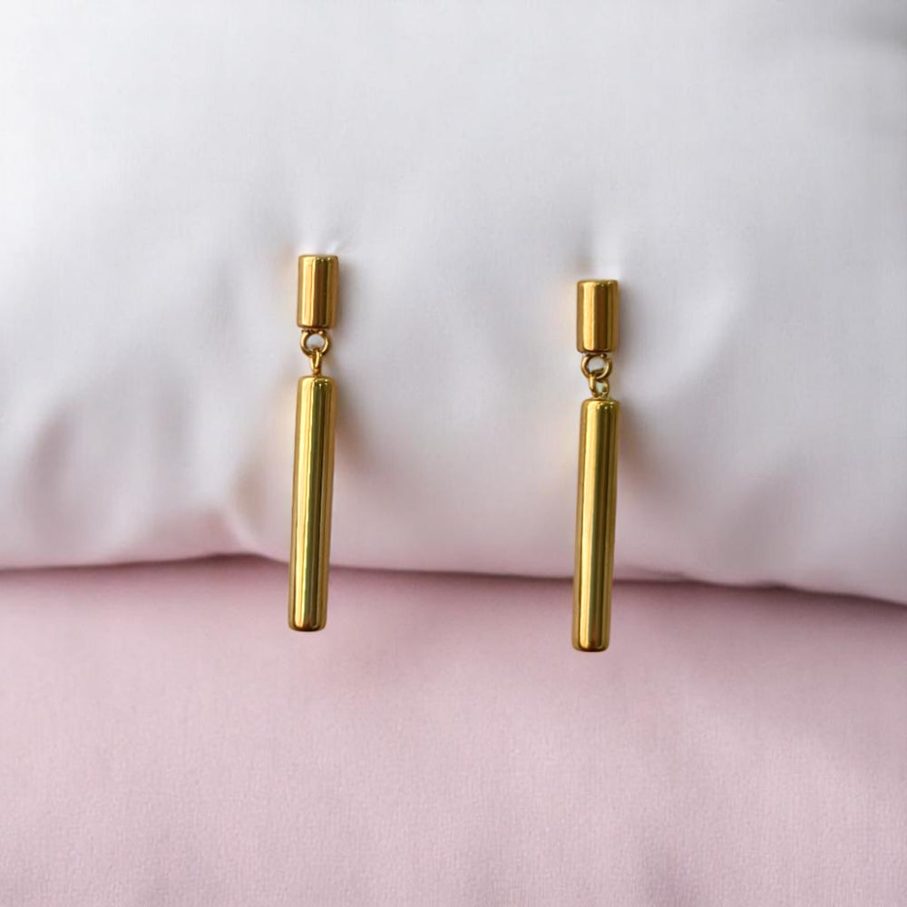 Tela Naari Anti-Tarnish Sleek Drop Earrings - TelaNaari