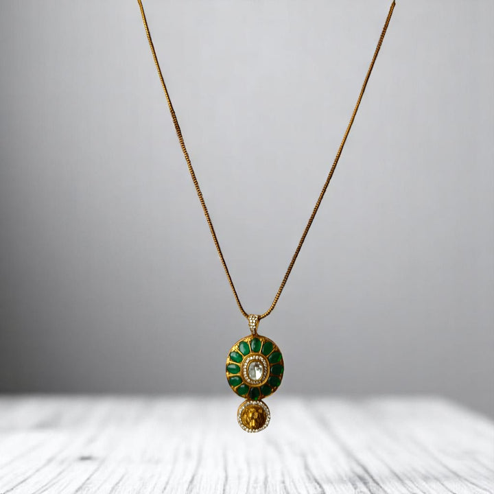 Tela Naari Emerald Green Aura Gold-Plated Necklace Set - TelaNaari