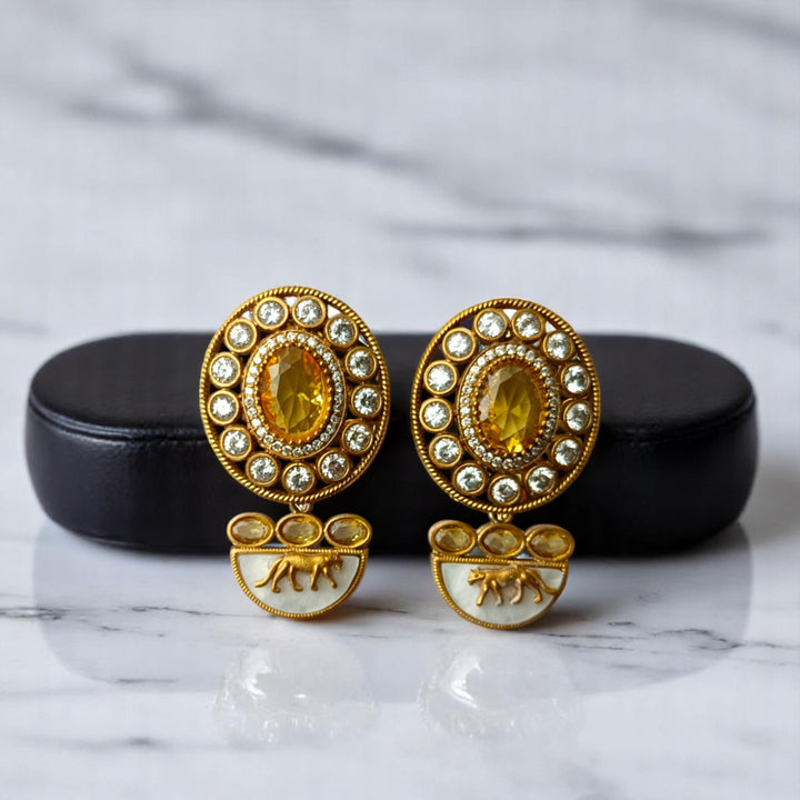 Tela Naari Citrine Glow Yellow Gold-Plated Choker Necklace Set - TelaNaari