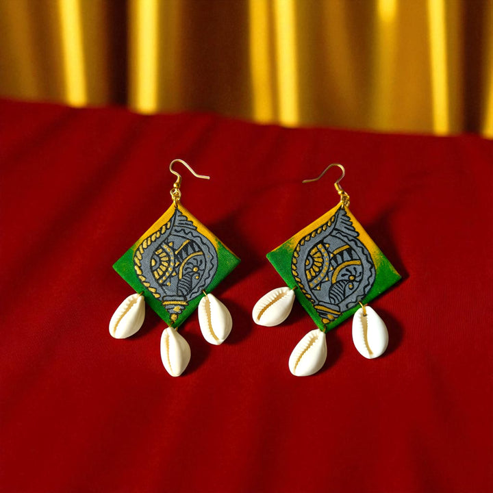 Tela Naari Handmade Geometric Flow Earrings