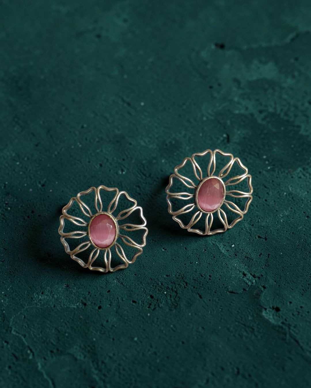 Antique Viwi Pink Wildflower Bloom Stud Earrings