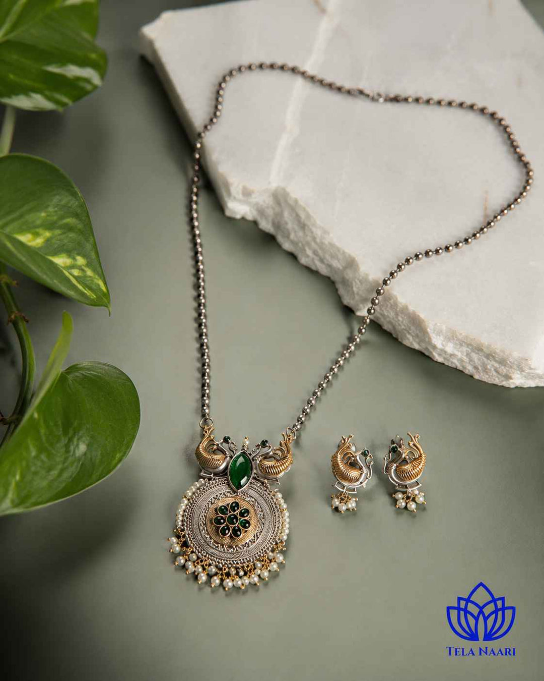 Dual Tone Bird Motif Green Stone Necklace Set