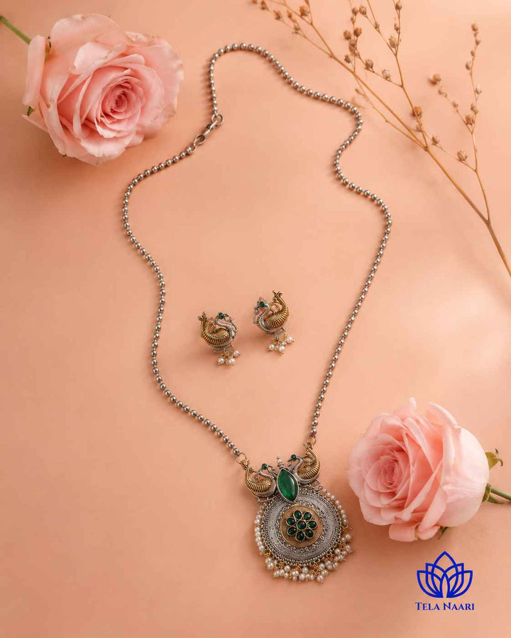 Dual Tone Bird Motif Green Stone Necklace Set