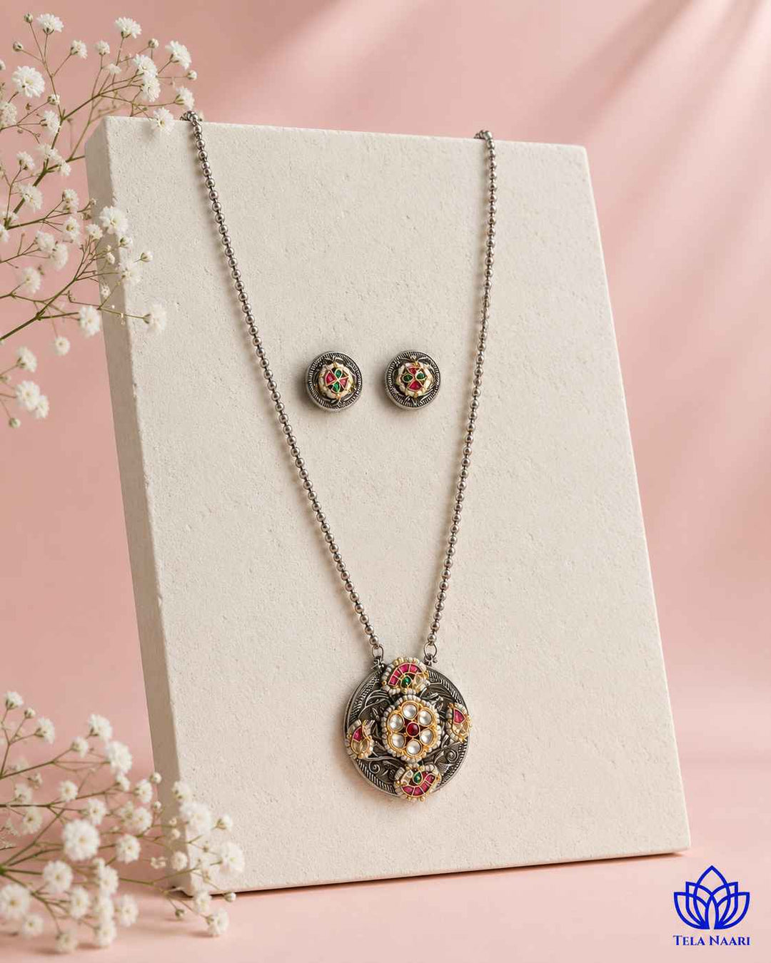 Indu Pachi Kundan Dual Tone Necklace Set