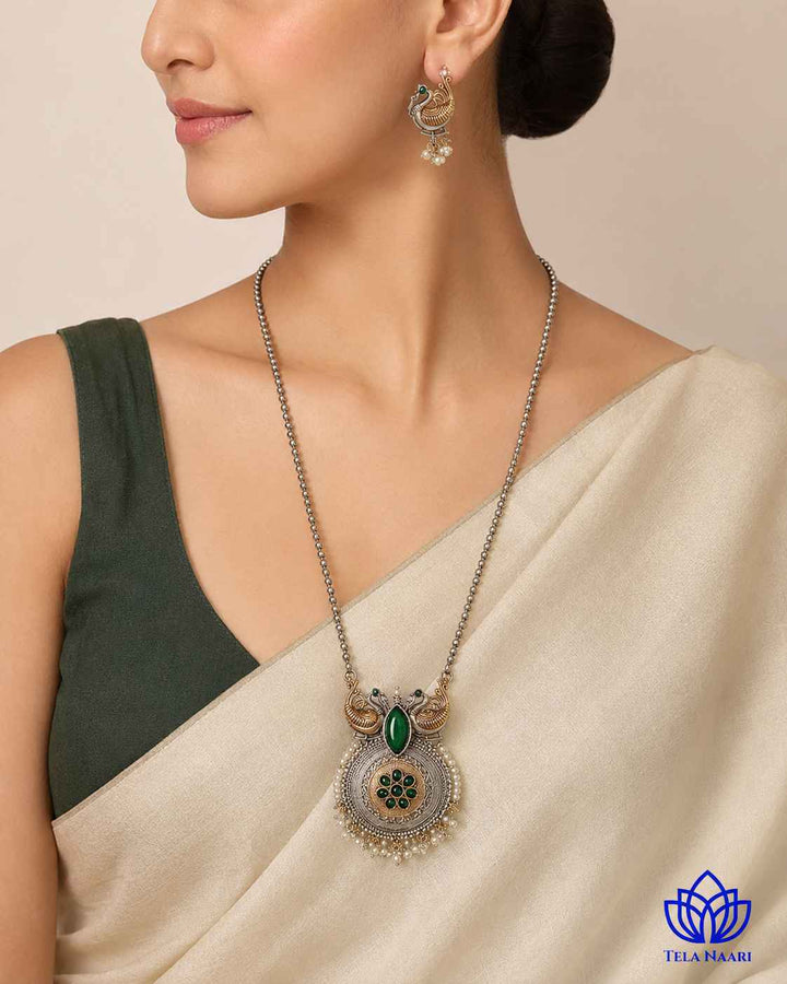 Dual Tone Bird Motif Green Stone Necklace Set