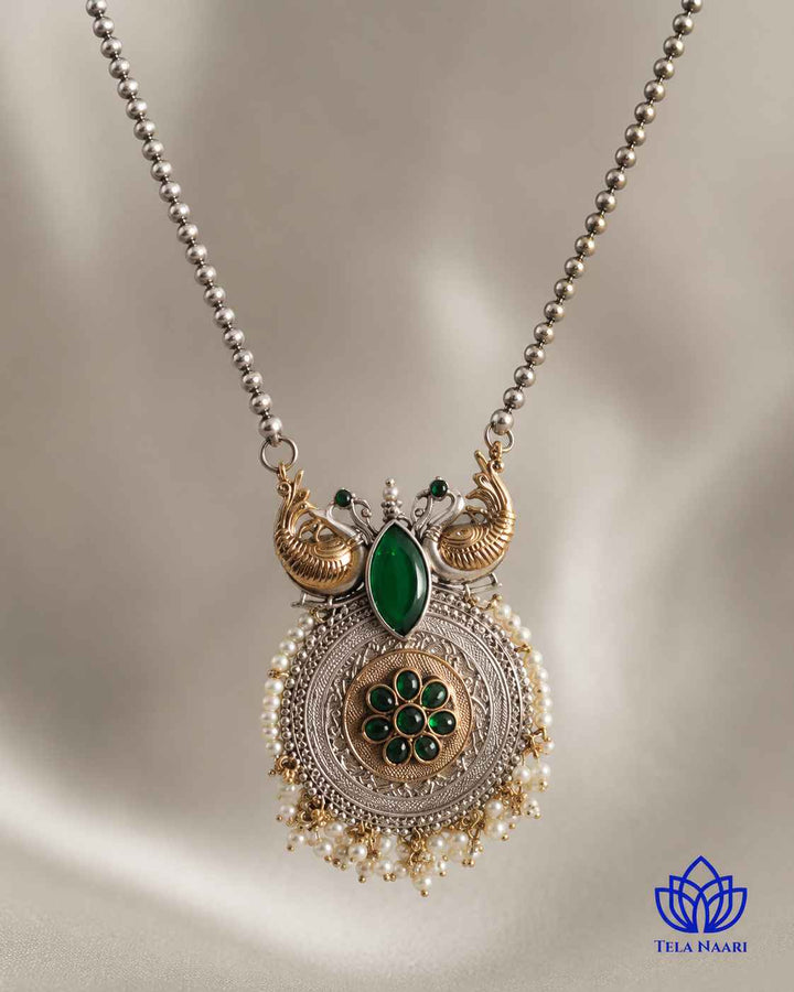 Dual Tone Bird Motif Green Stone Necklace Set
