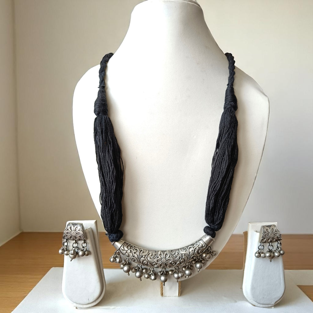 Tela Naari Chhitra Silver-Plated Black Tassel Necklace Set - TelaNaari