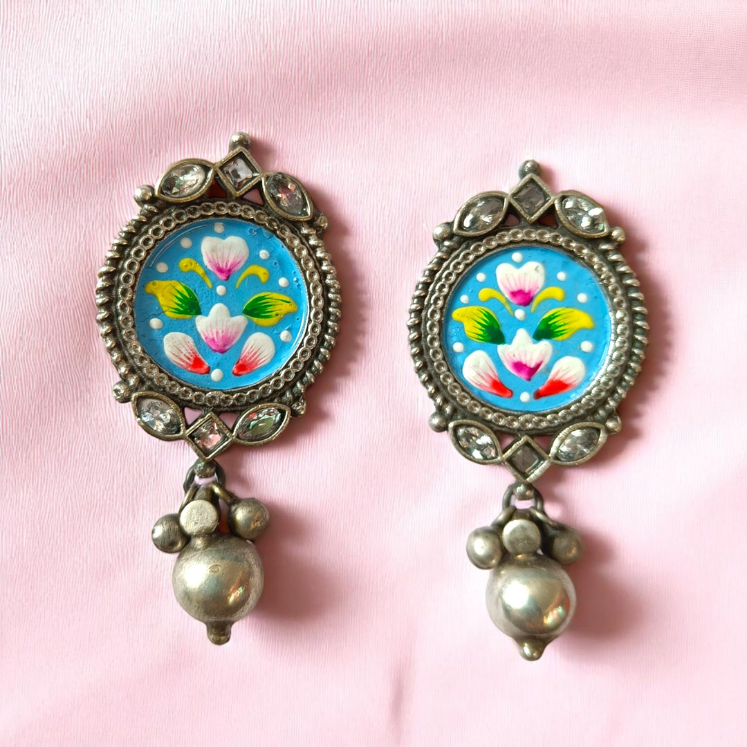 Tela Naari Damini Silver Oxidised Arch Earrings - TelaNaari