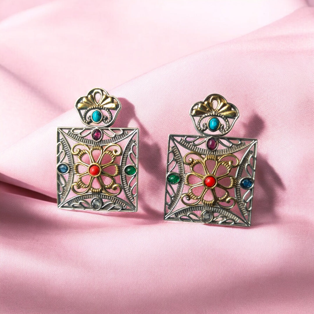 Tela Naari Anaya Dual Tone Square Earrings - TelaNaari