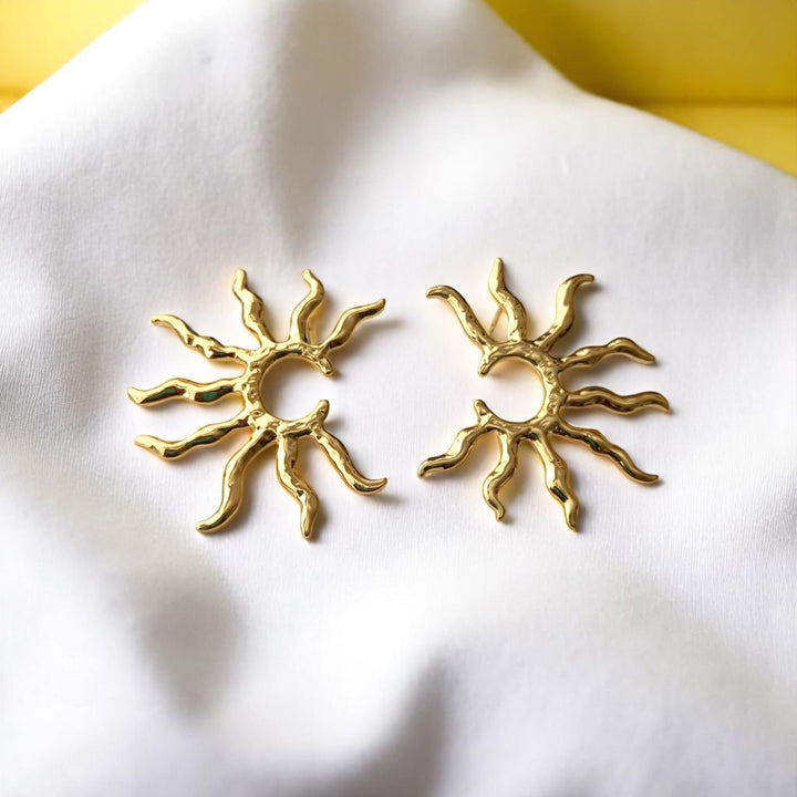 Tela Naari Golden Sunburst Anti-Tarnish Earrings - TelaNaari