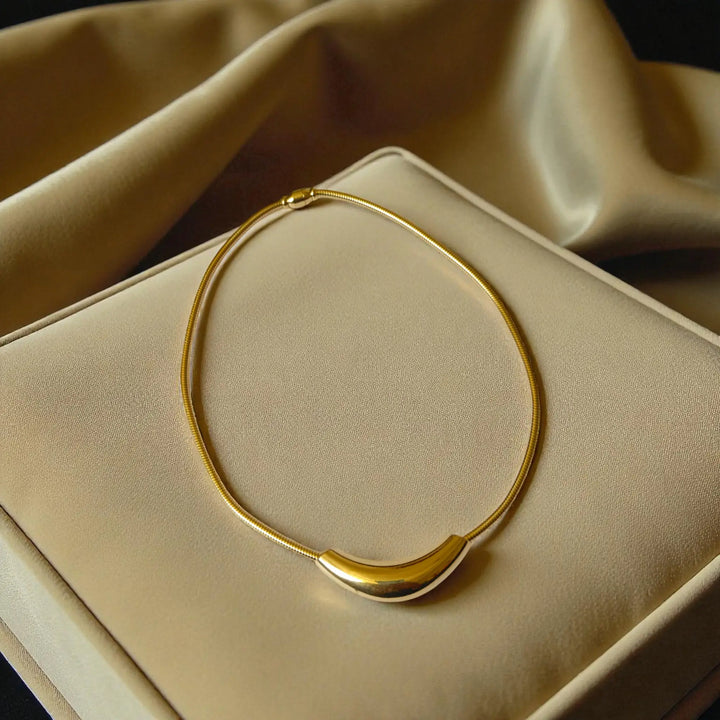 Divi Gold-Plated Anti Tarnish Crescent Hasli