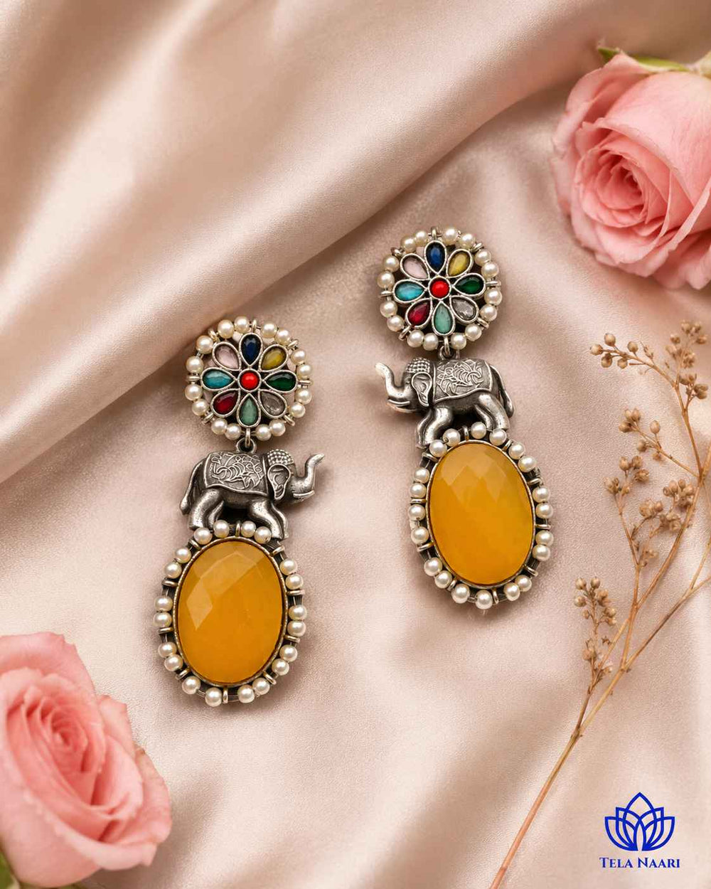Delicate detailing shapes the elephant silhouette on this earring.