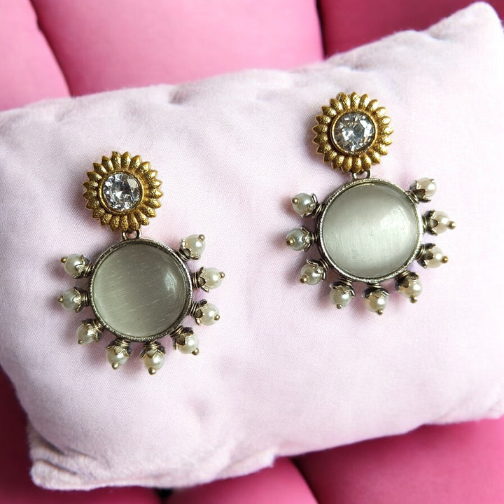 Avya dual tone silver plated earrings in off white – elegant handcrafted jewellery by Tela Naari

