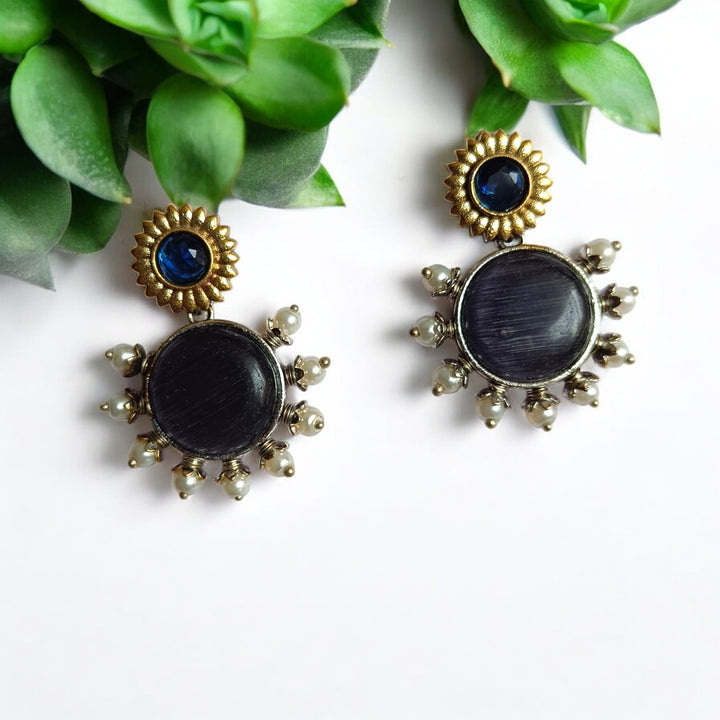 Avya dual tone silver plated earrings in purple – stylish handcrafted ethnic jewellery by Tela Naari
