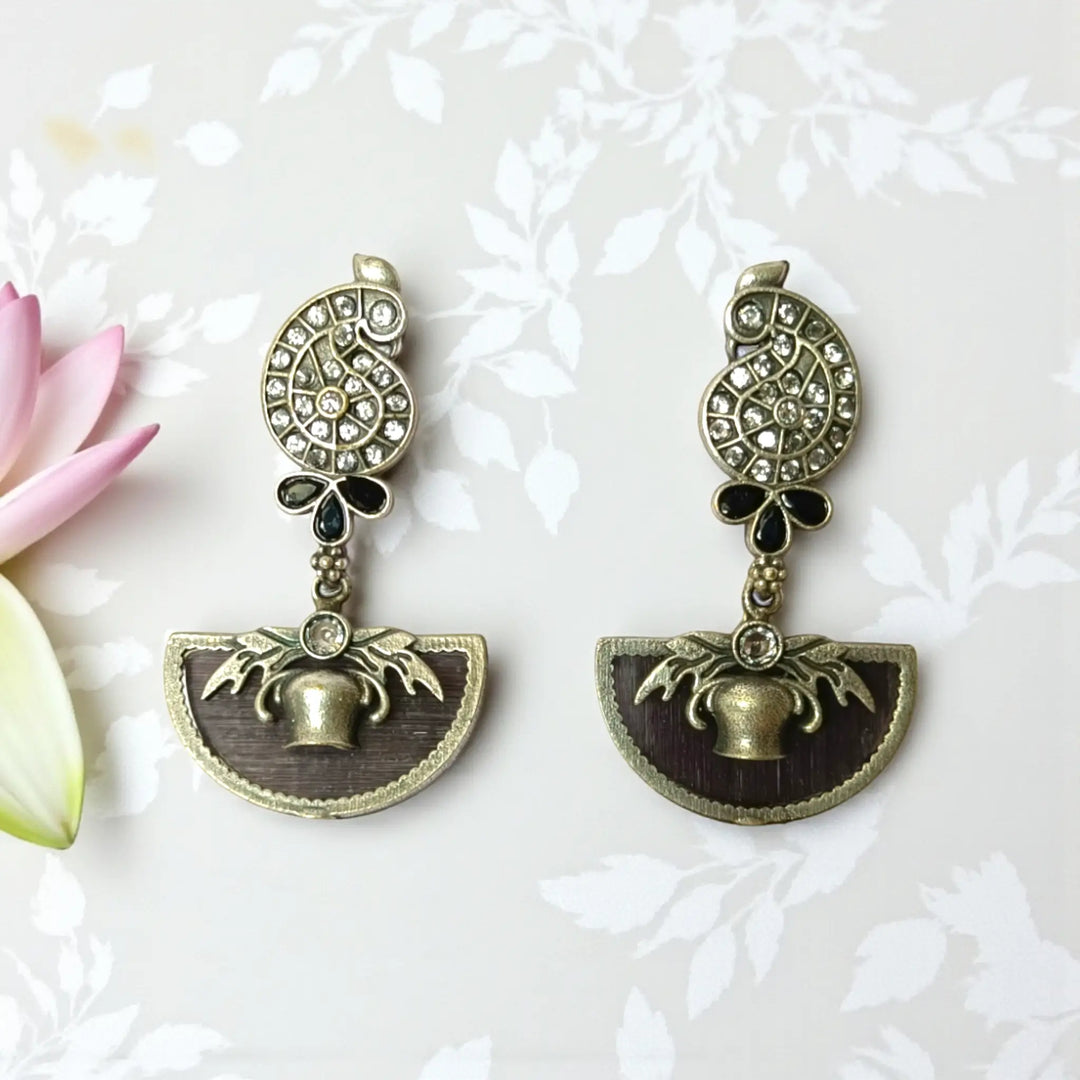 Ayana silver oxidised dangler earrings in gray – contemporary handcrafted ethnic jewellery by Tela Naari

