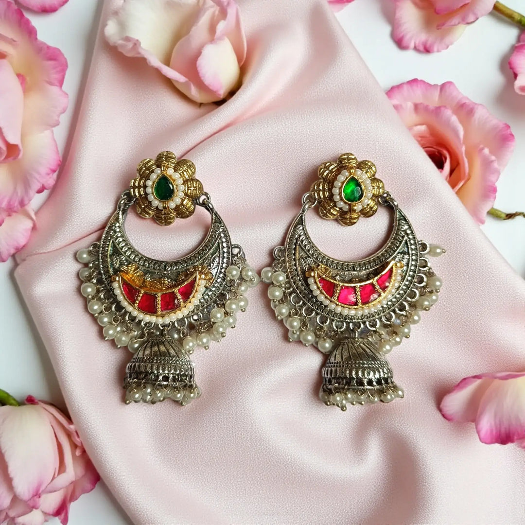 Telanaari Elegant Kamaljeet Dual Tone Fushion Pachi Kundan Silver Plated Earrings