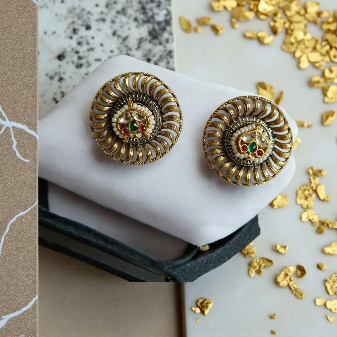 Close up of Nritya dual tone Pachi Kundan silver plated stud earrings – elegant handcrafted jewellery by Tela Naari
