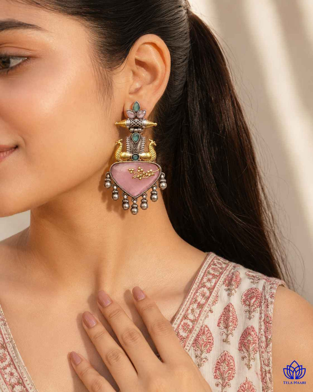 Statement silhouette showcases the earring&