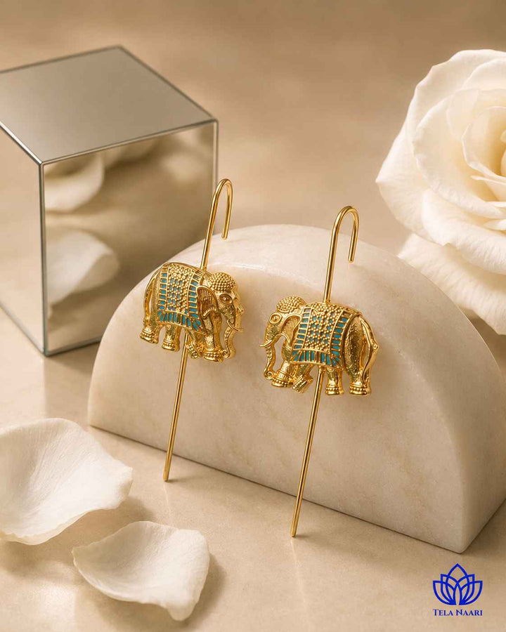Charming earcuff weighs 24 grams with a gold-plated elephant motif.