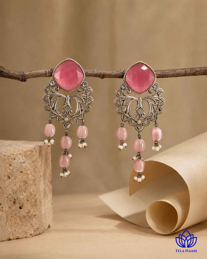 Lightweight design makes this dangler earring comfortable for daily wear.