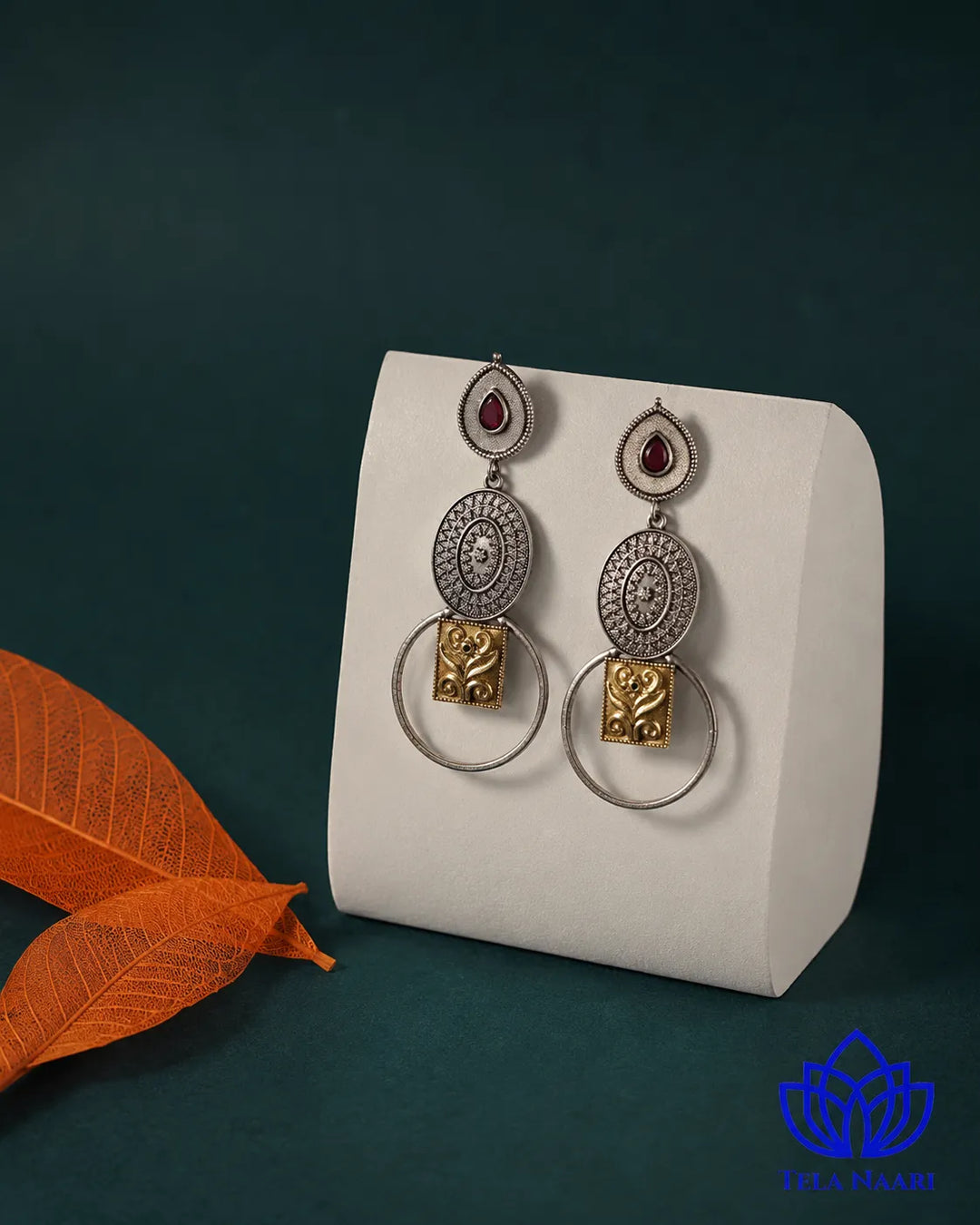 Versatile design suits both traditional and contemporary styling.