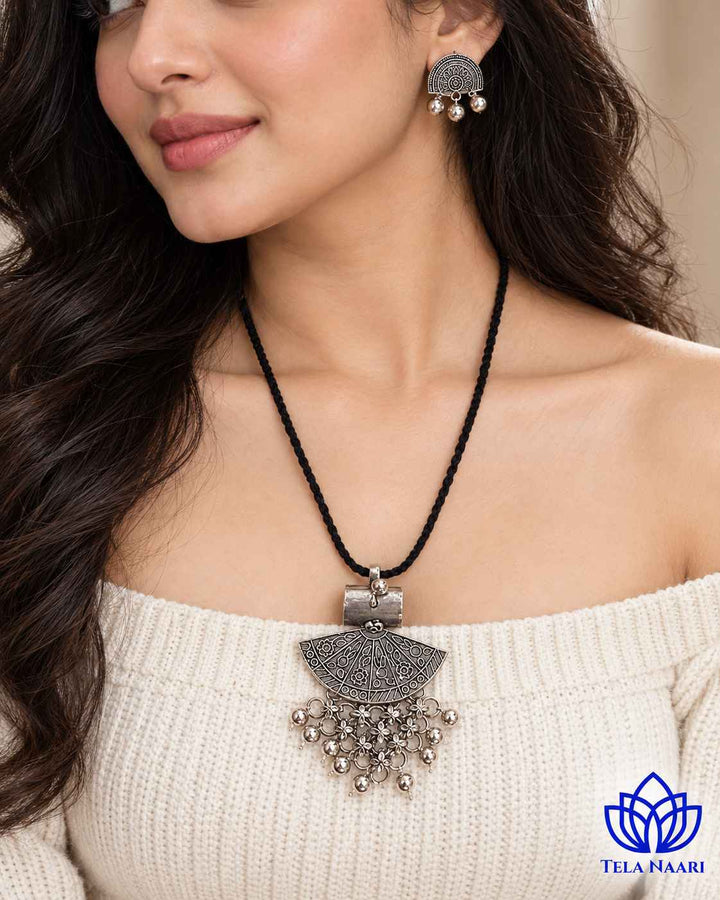Shailza Silver Plated Necklace Set