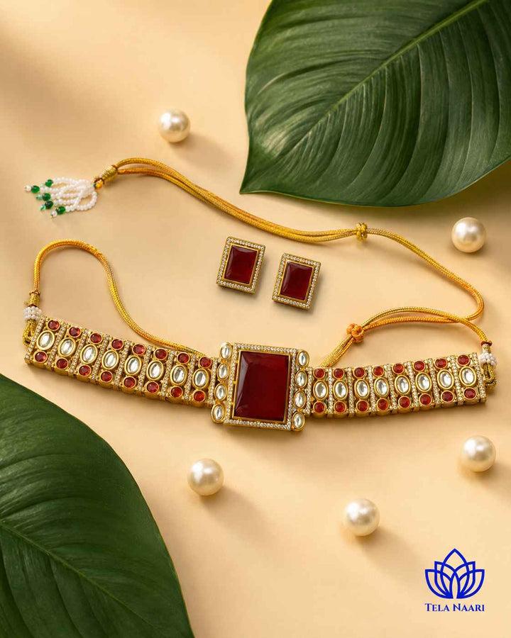 Brass construction supports the gold-plated finish of this choker.