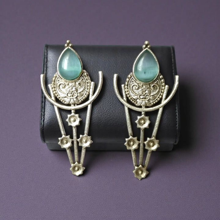 Tela Naari Dazzling Silver Oxidised Earrings