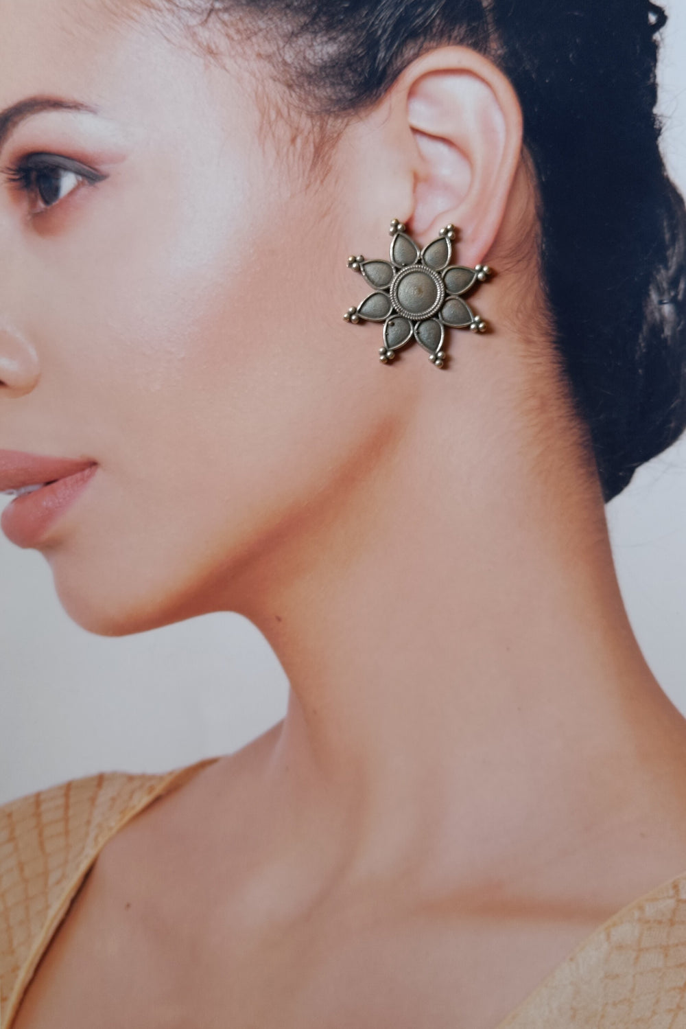 Silver Oxidised Stud Earrings Qirat - TelaNaari