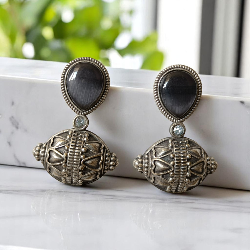 Silver Oxidised Earrings Sultana - TelaNaari