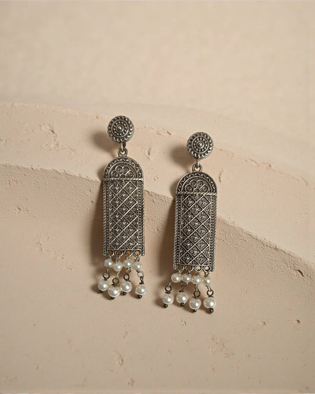 Telanaari Canna Silver-Plated Earrings