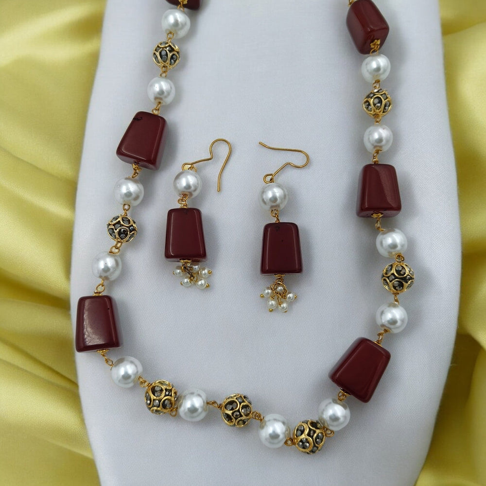 Elegant Girisha Maroon And White Pearl Mala - TelaNaari