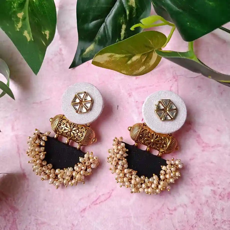 HANDMADE FABRIC EARRINGS JULIAN WHITE AND BLACK - TelaNaari