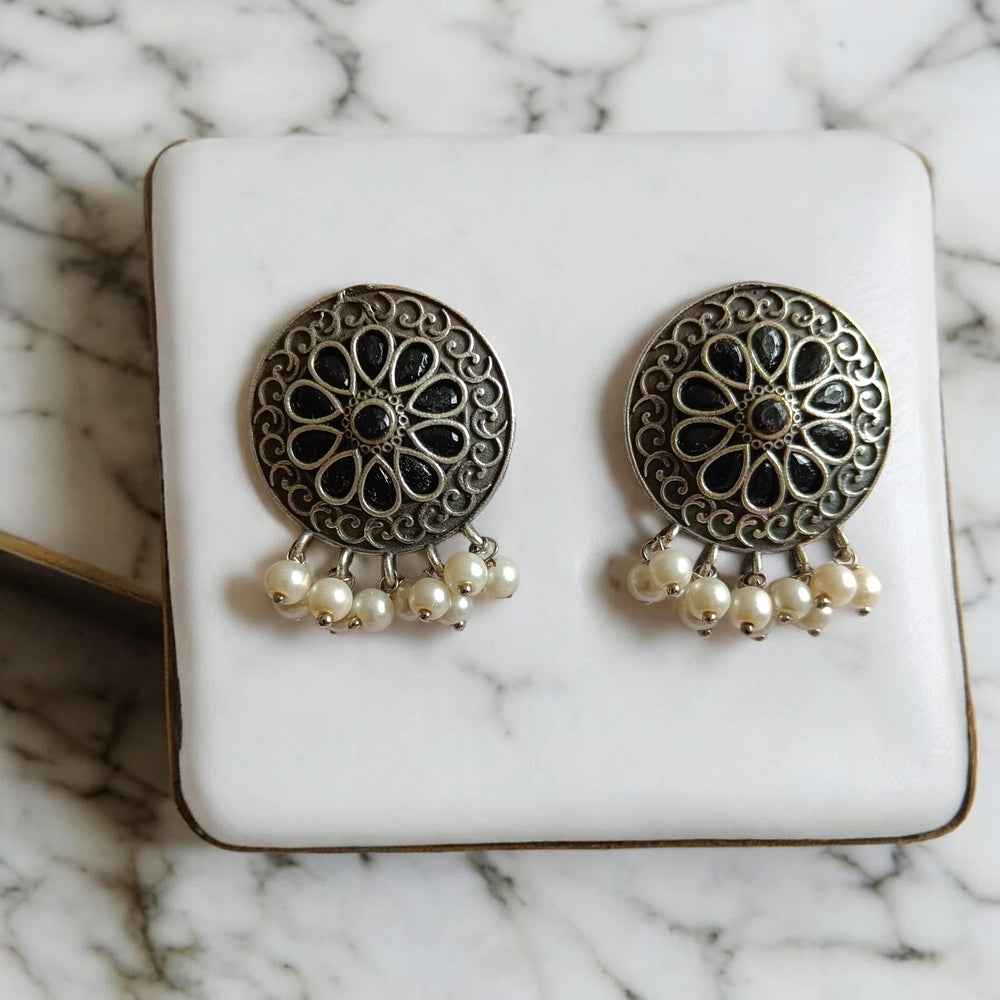 Silver Oxidised Stud Earrings Fida - TelaNaari