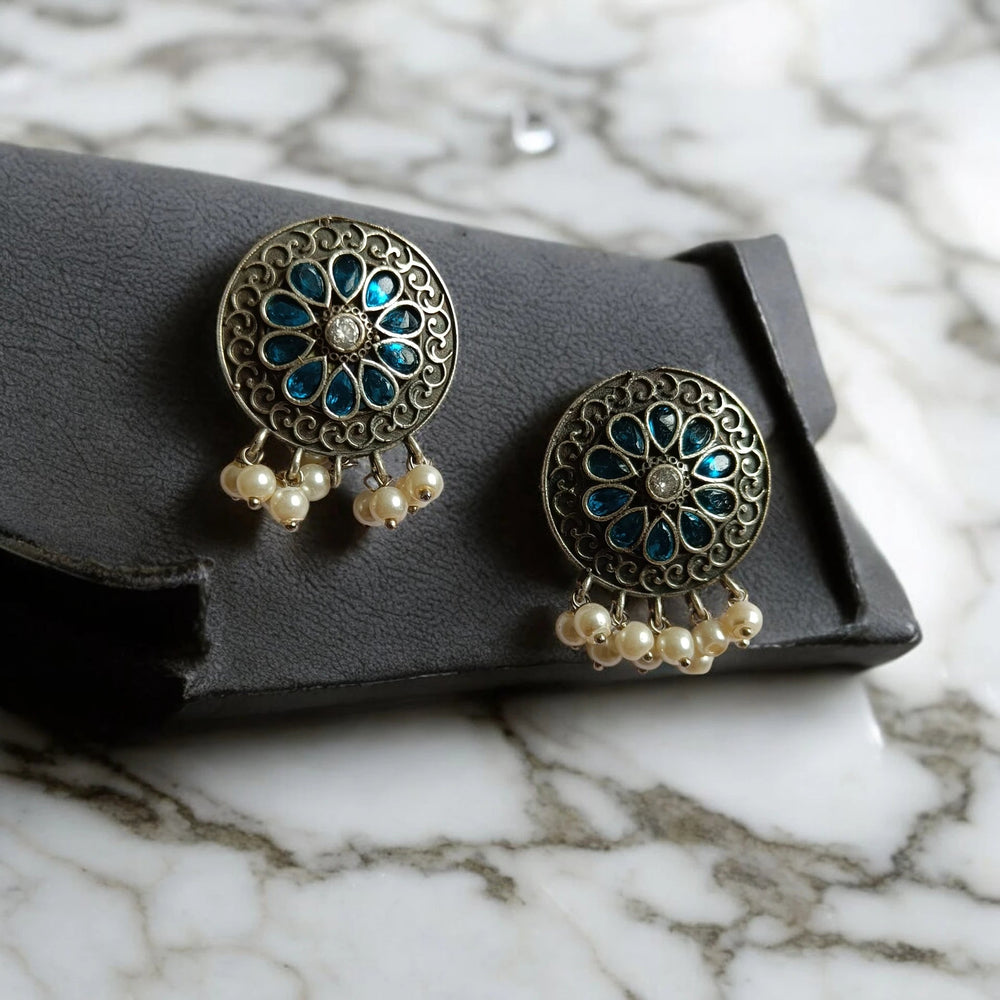 Silver Oxidised Stud Earrings Fida - TelaNaari